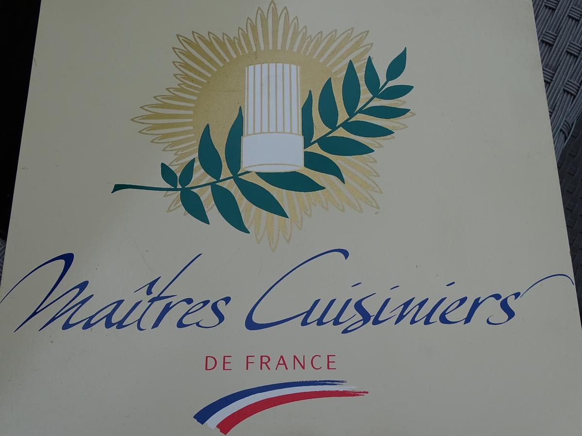 Bastide Des Princes B&B Caderousse Buitenkant foto